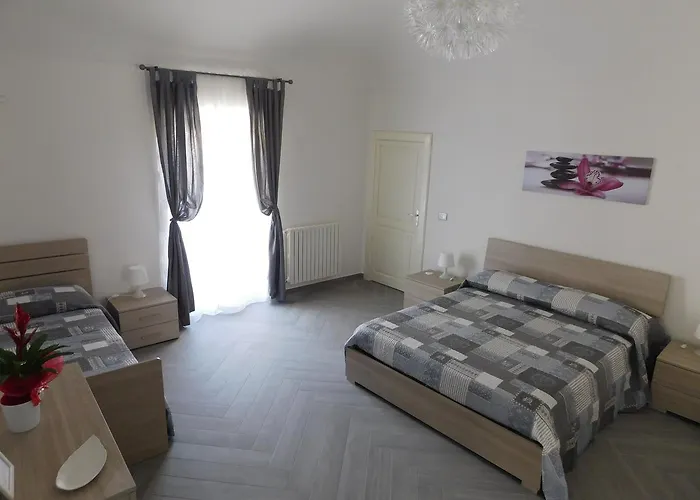 Palazzo Dei Vespri Bed & Breakfast 4*