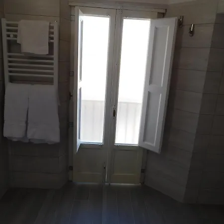 Palazzo Dei Vespri Bed & Breakfast *