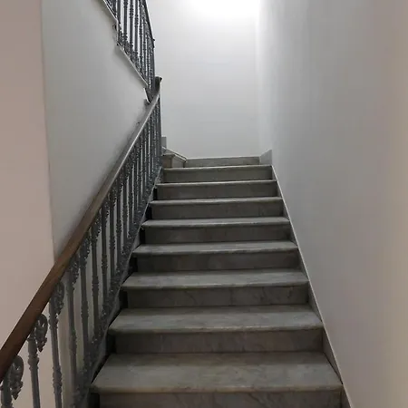 Couette-café Palazzo Dei Vespri 4*