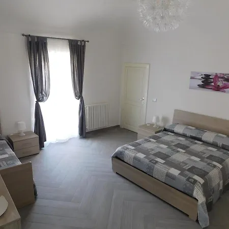 Palazzo Dei Vespri Couette-café 4*